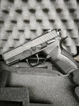 ZVS P20 9 mm luger