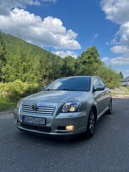 TOYOTA AVENSIS 2.2D