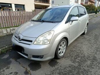 Toyota corolla verso 7-miest