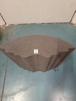 Bicie-tlmiaca pena do veľkého bubna