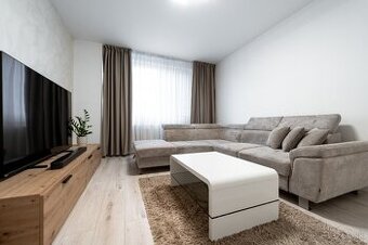 Moderný 2 izb. BYT po rekonštrukcií, KE - Nad jazerom