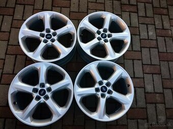 Ford, Kuga, Volvo 5x108 r18