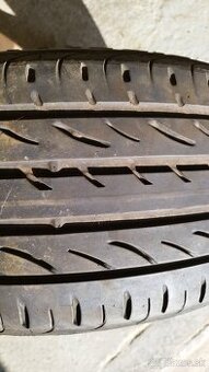 Pirelli P ZERO Nero GT 235/45 R18 98Y
