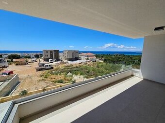 Trojizbový apartmán s výhľadom na more, Novalja / Chorvátsko