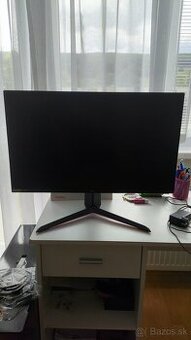 LG 27 GN 650 , 144hz