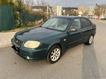 Hyundai Accent 1,3i rv:04, nova STk a Ek