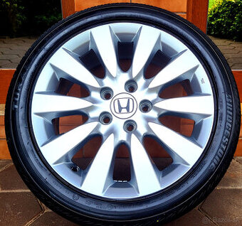 alu R17 5x114,3 orig. Honda (+ pneu 225/45)