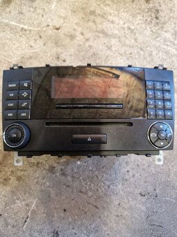 Autoradio Mercedes Benz w203