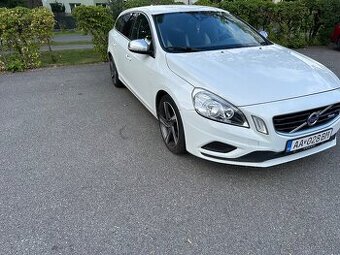 Predám  Volvo V60 R design
