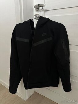 Nike tech fleece