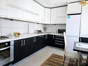 3 izb. zrekonštruovaný byt, 87m2,lodžia,4.p.+videoprojekcia