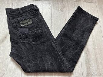 Nové,pánske,kvalitné džínsy WRANGLER - 33/32