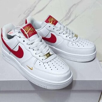 Nike Air Force 1 Low