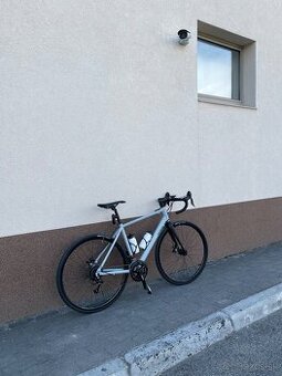 Predám cestný bicykel Triban RC120