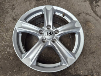 5x114,3 r17 ET45 x 7J elektróny HYUNDAI