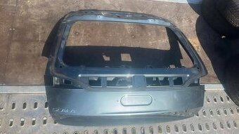 Kufrove dvere skoda scala