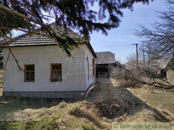 VÝRAZNE ZNÍŽENÁ CENA - Pôvodné gazdovstvo v peknom prostre