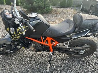 Ktm 690 duke