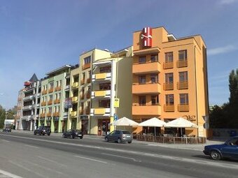 Priestranná garáž s kamerovým systémom – Dunajská Streda