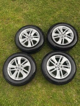 Toyota Sada R15 185/65 ET45 s TPMS - 1