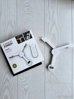 Skladacia kuchynská váha Joseph Joseph