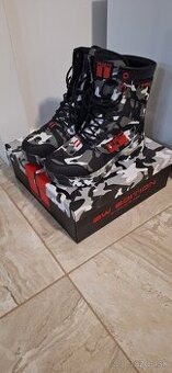 Double red bw limited