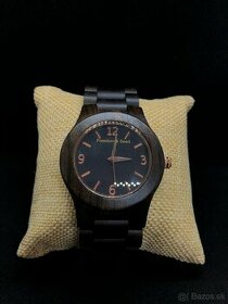 Drevené hodinky Monica