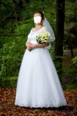 Čipkované svadobné šaty - 1