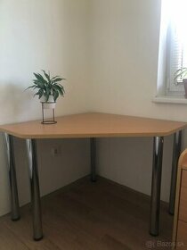 Kvalitný stôl s príručným stolíkom na kolieskach + stolička - 1