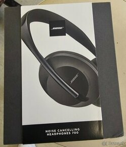 Bose headphone 700