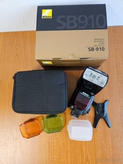 NIKON Speedlight SB-910 - TOP STAV