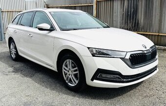 Škoda Octavia IV 2,0 TDI KOMBI 10/2022,59 000 km,NAVI,LED