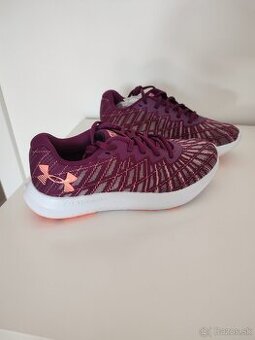 Bežecké tenisky Under Armour