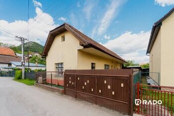 RADO | Na predaj rodinný dom v malebnej obci Omšenie