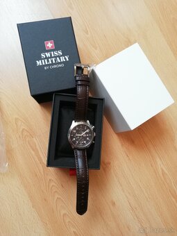 Náramkové hodinky SWISS MILITARY