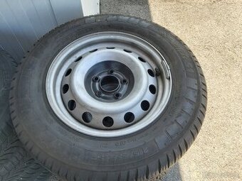 Michelin 215/65R15C