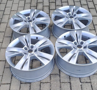 Predam ALU disky Skoda Mytikas 18 palcov 7Jx18 ET45
