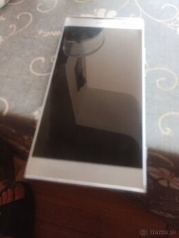 Predám Sony Xperia XA2