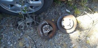 Zadne naboje kotucova brzda VW Polo