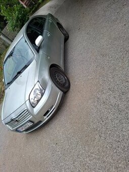 Toyota avensis 2.0 d4d