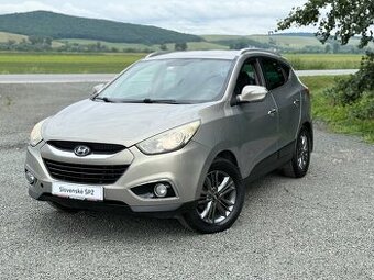 Hyundai ix35 Hnedy interier (polokoza)