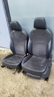 Škoda Octavia 3 kožené sedadlá