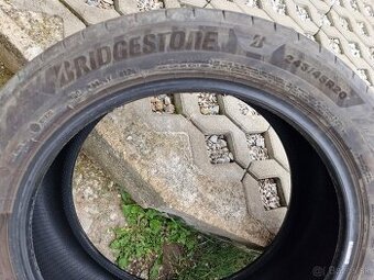 245/45 r20 Bridgestone turanza