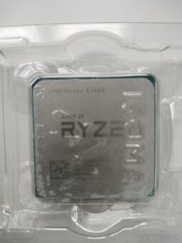 Predam procesor amd ryzen 5 1400