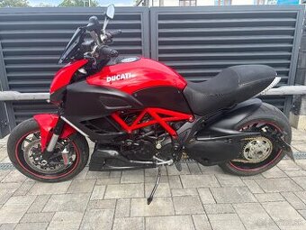 Ducati diavel 1200 znižena cena