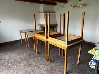 Jedálenské stoly štvorcové 6ks