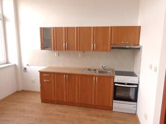 Prenájom dvojizbový byt 45 m2, Banská Bystrica - Majer.