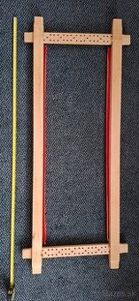 Drziak na visivacie platno