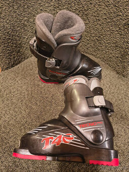 Na predaj detské lyžiarky Tecno Pro T40. Veľkosť 25,5.