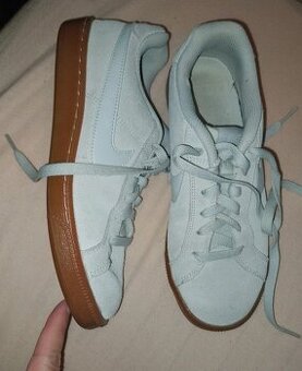 Damske kozene tsnisky